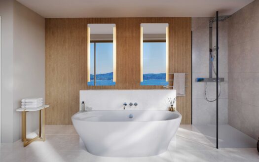 Luxury villa with 5 bedrooms and spectacular sea views