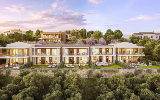 Villa 5 pièces avec terrasses et jardins